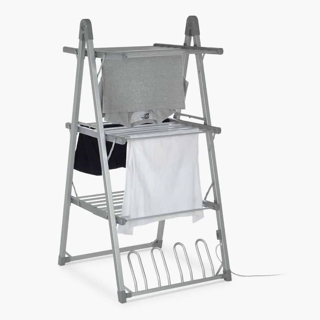 Heated free-standing clothes airer