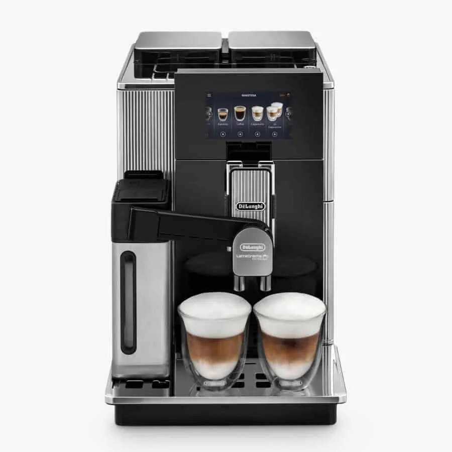 Bean to cup coffee machine