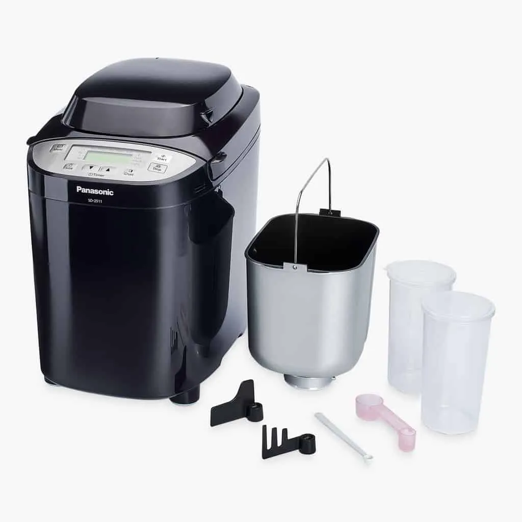 Panasonic bread maker with accessories
