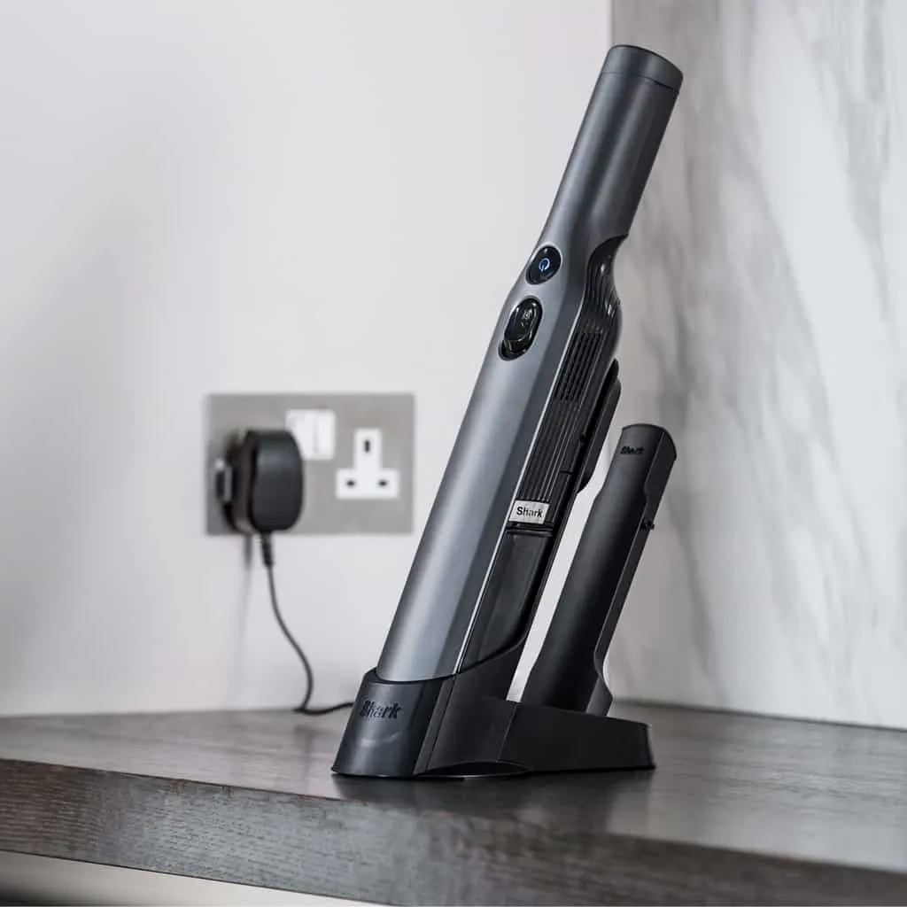 Rechargeable handheld vacuum