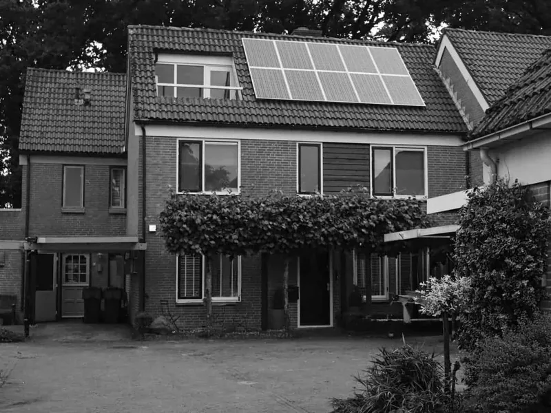 Solar roof panels