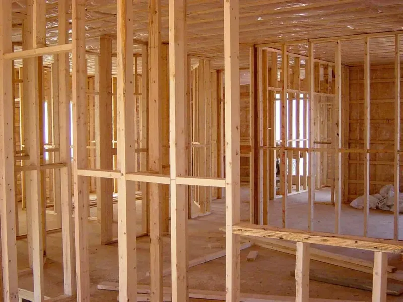 Internal studwork