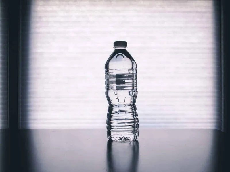 Bottle pf water